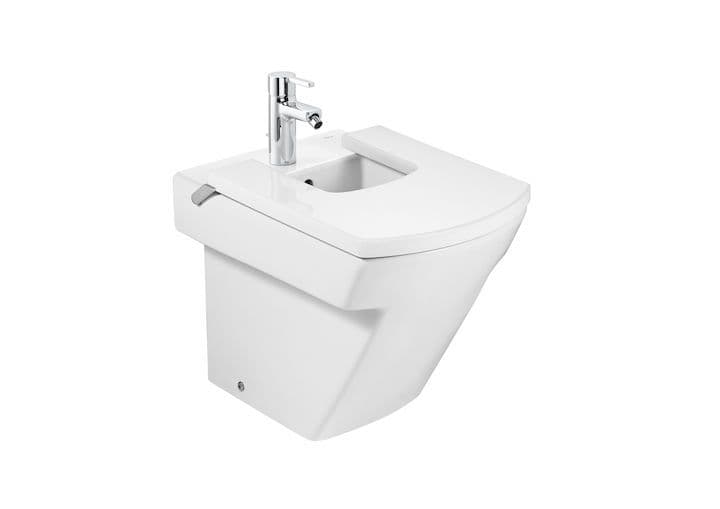 Bidet Hall