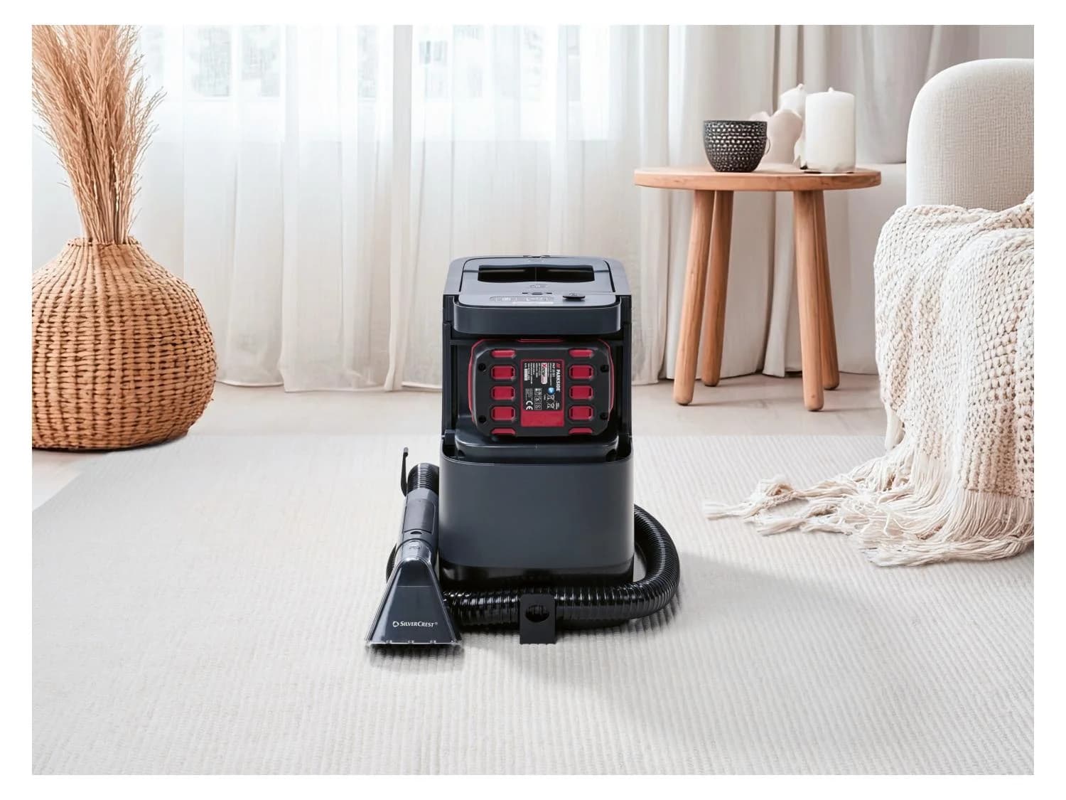 Appareil de nettoyage sans fil pour tapis et tissus d’ameublement
