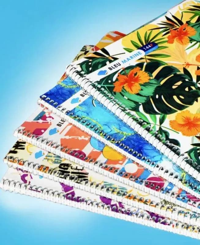 Cahier spirale 96p A5 couverture 250g avec vernis lavable