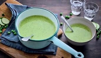 Velouté courgette petit pois, fromage blanc