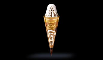 Cône Cornetto stracciatella et sauce caramel
