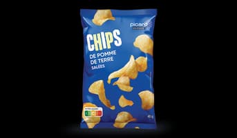Chips de pomme de terre salées