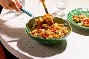 Poêlée de gnocchis, tomates, mozzarella 3-4 parts