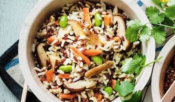 Céréales à l'asiatique riz, légumes, sce lait coco