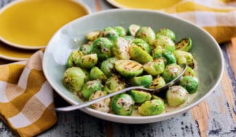 Choux de Bruxelles à la crème et moutarde
