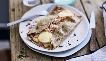 2 Galettes chèvre-lardon-oignon