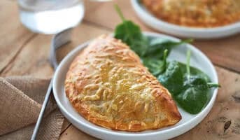 2 Chaussons poulet, champignon, emmental
