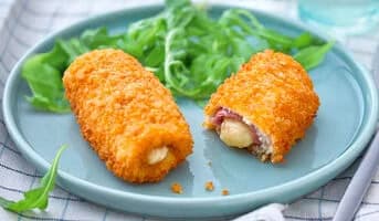 2 Chicken rolls