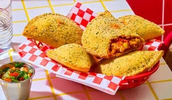 4 Empanadas poulet tex mex, à cuire