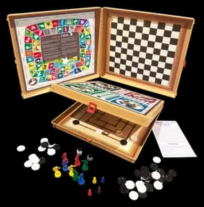 COFFRET DE 8 JEUX