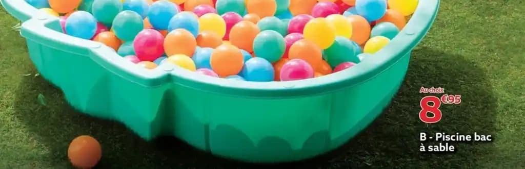 B - Piscine bac à sable