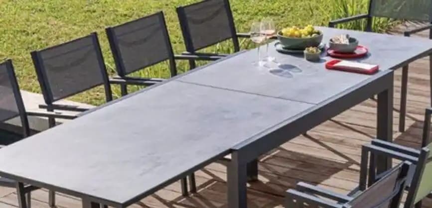 Table Oslow 6/8 couverts