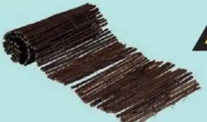 le rouleau de bordure 20x100 cm. Saules et fil galvanisé.