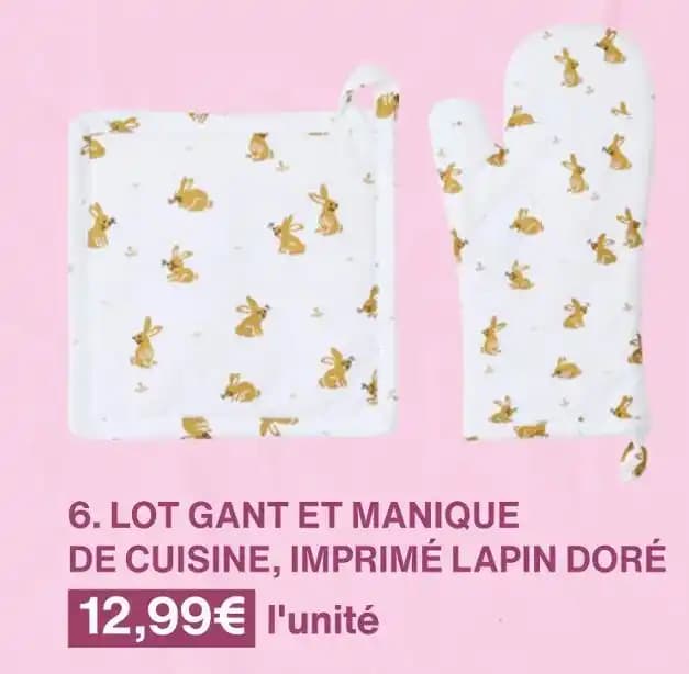 6 . LOT GANT ET MANIQUE DE CUISINE, IMPRIMÉ LAPIN DORÉ