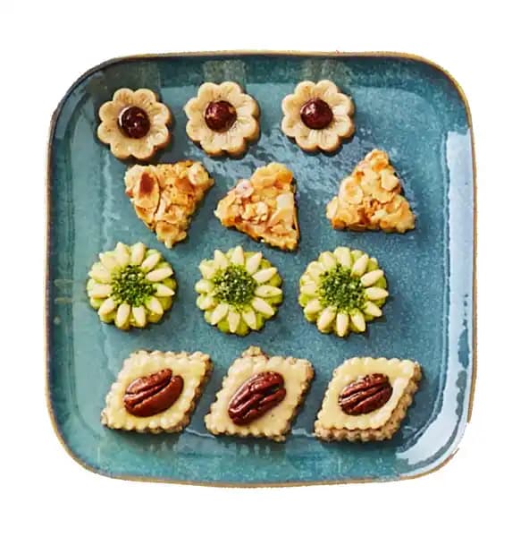 Assortiment de 12 pâtisseries fines orientales (j)