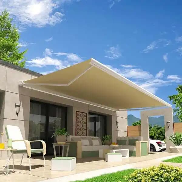 Store banne coffre HEVOA 6,00x3,50 M (Motorisé Secours à Télécommande + LED - Blanc - écru)