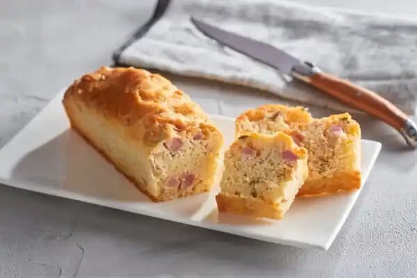 Cake apéritif au jambon et aux olives CARREFOUR Le Marché