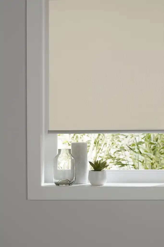 Store enrouleur occultant Colours Ilas polyester crème 180 x 240 cm