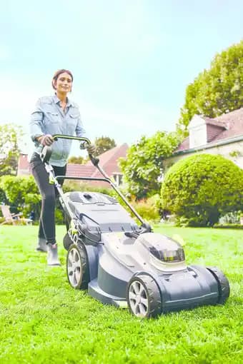 ECLOZ Tondeuse à batterie poussée