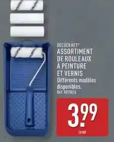 Assortiment de rouleaux à peinture et vernis